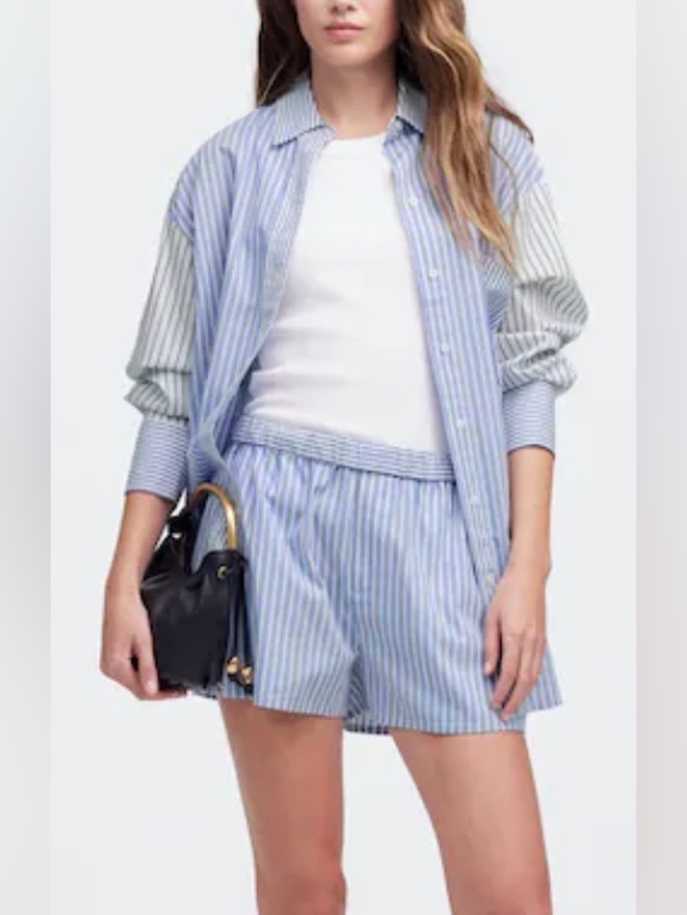 Madewell Matching Set
Light Blue/White Stripe
Shirt:  OVERSIZED M
Shorts:  L